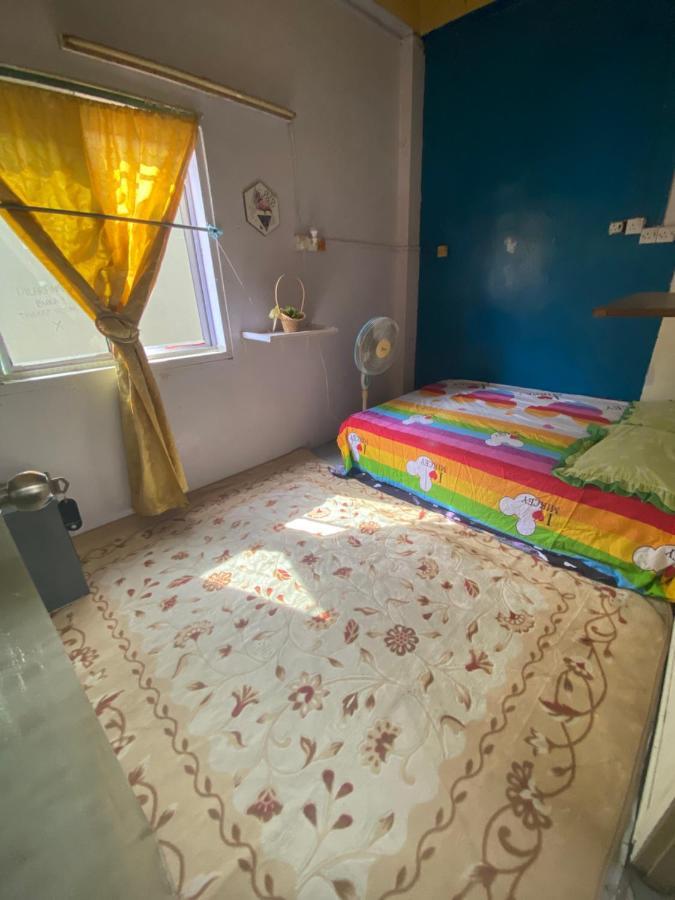 Pesona Backpackers Inn Kota Bharu Bagian luar foto