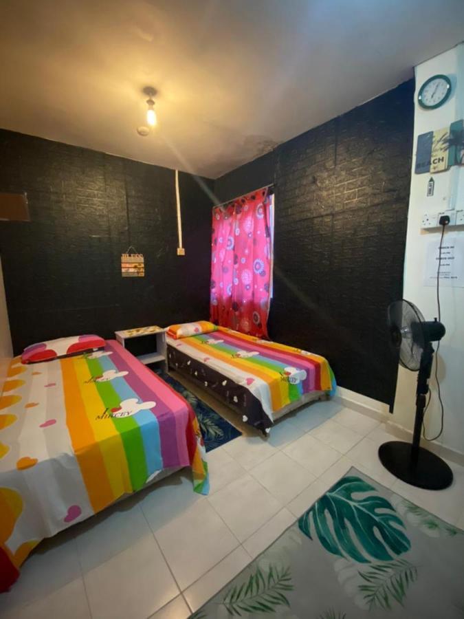 Pesona Backpackers Inn Kota Bharu Bagian luar foto