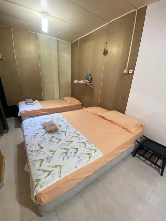 Pesona Backpackers Inn Kota Bharu Bagian luar foto